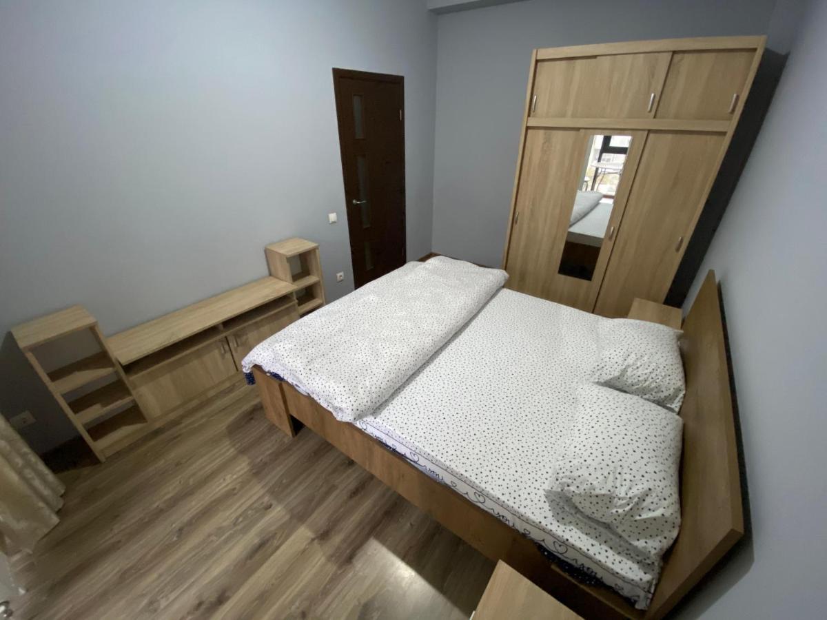 Sky House Central Apartment Chisinau Luaran gambar
